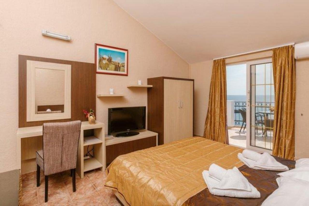 Monte Perla Residence Свети-Стефан Экстерьер фото