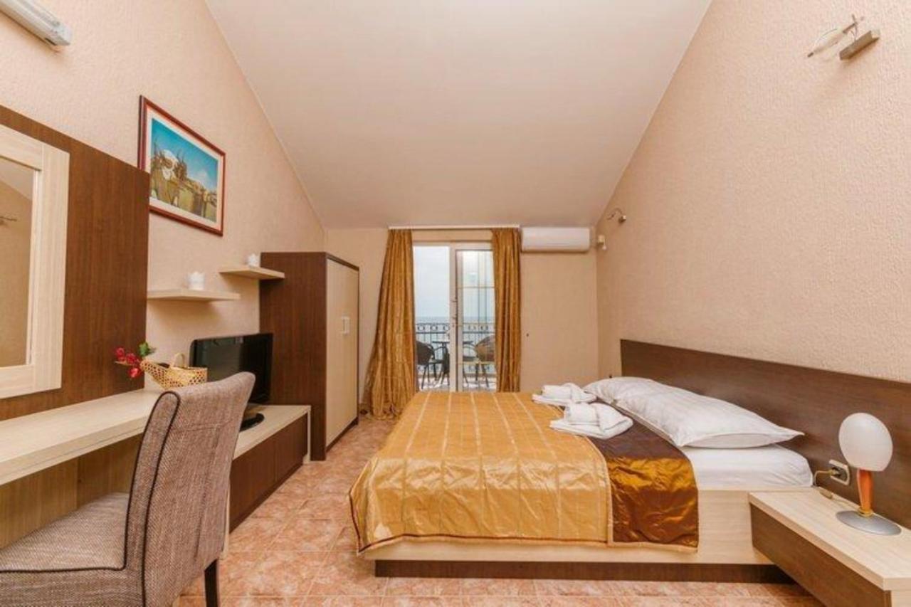 Monte Perla Residence Свети-Стефан Экстерьер фото