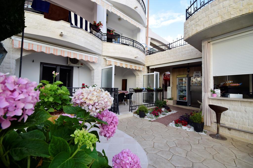 Monte Perla Residence Свети-Стефан Экстерьер фото